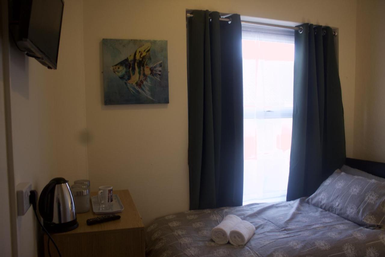 Elm Tree Guest House เวสตัน-ซูเปอร์-แมร์ ภายนอก รูปภาพ