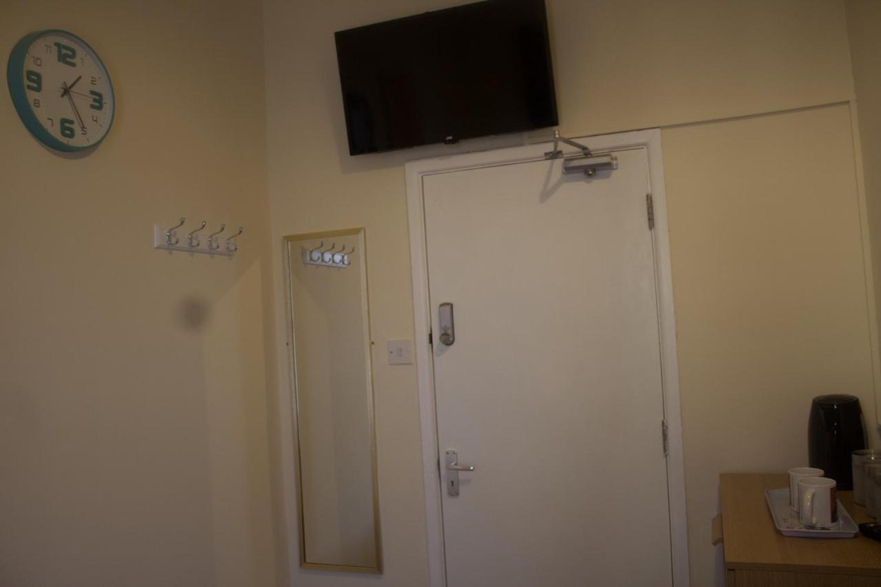Elm Tree Guest House เวสตัน-ซูเปอร์-แมร์ ภายนอก รูปภาพ