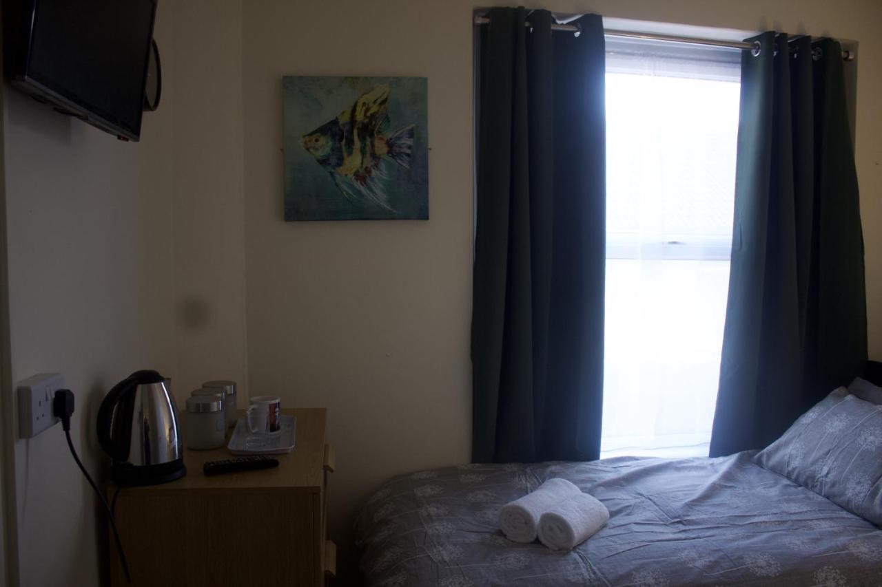 Elm Tree Guest House เวสตัน-ซูเปอร์-แมร์ ภายนอก รูปภาพ
