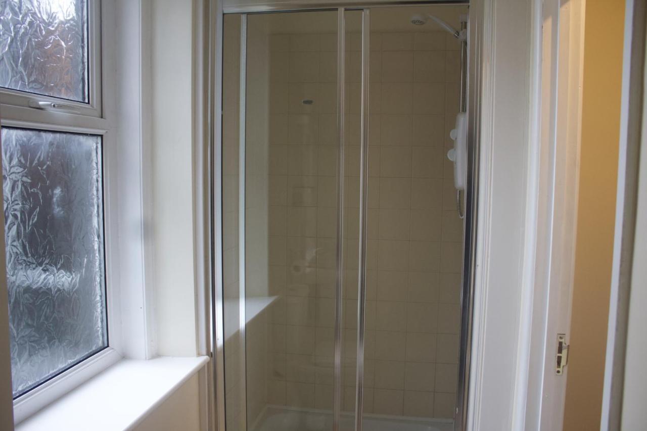 Elm Tree Guest House เวสตัน-ซูเปอร์-แมร์ ภายนอก รูปภาพ