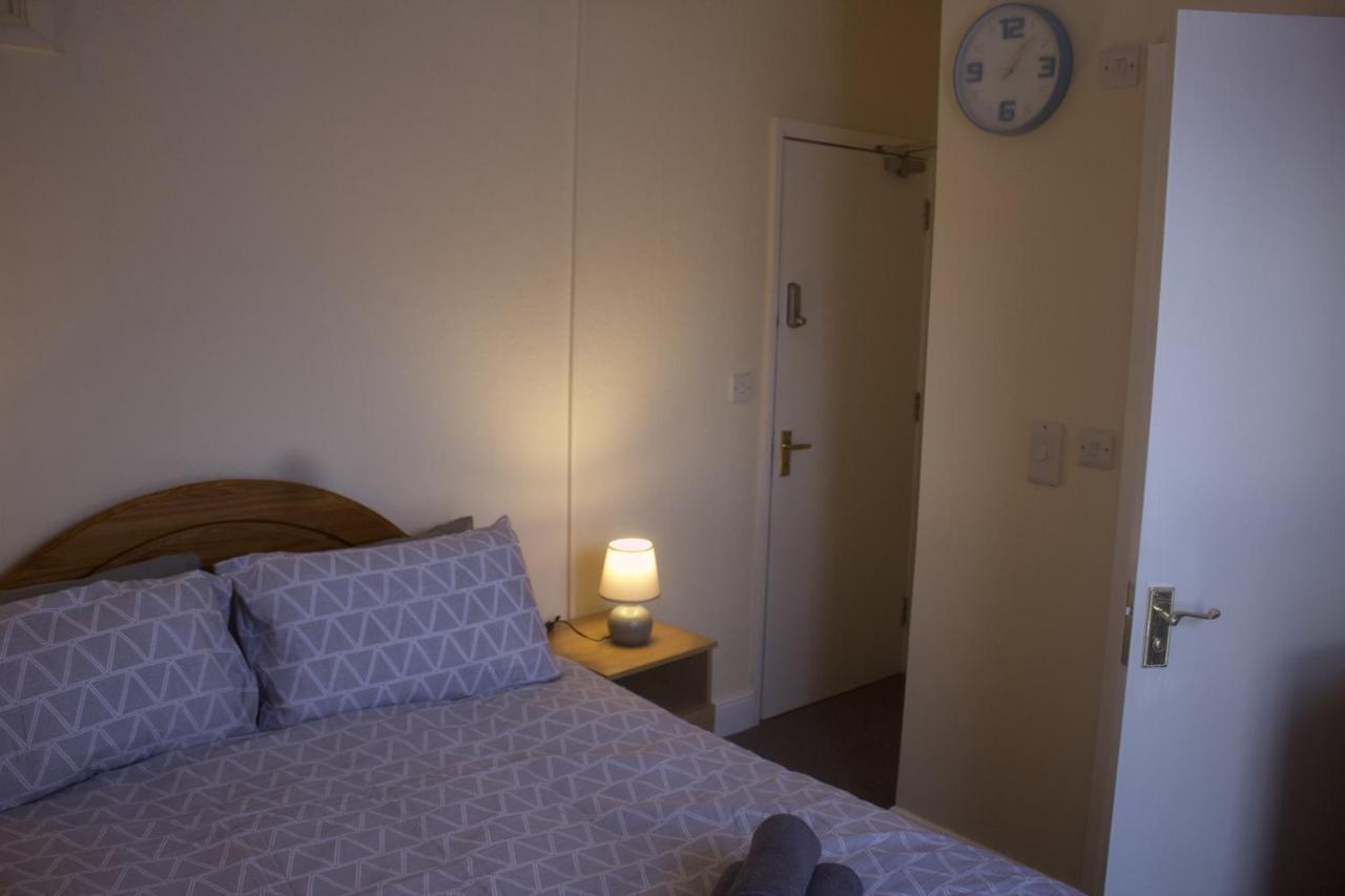 Elm Tree Guest House เวสตัน-ซูเปอร์-แมร์ ภายนอก รูปภาพ