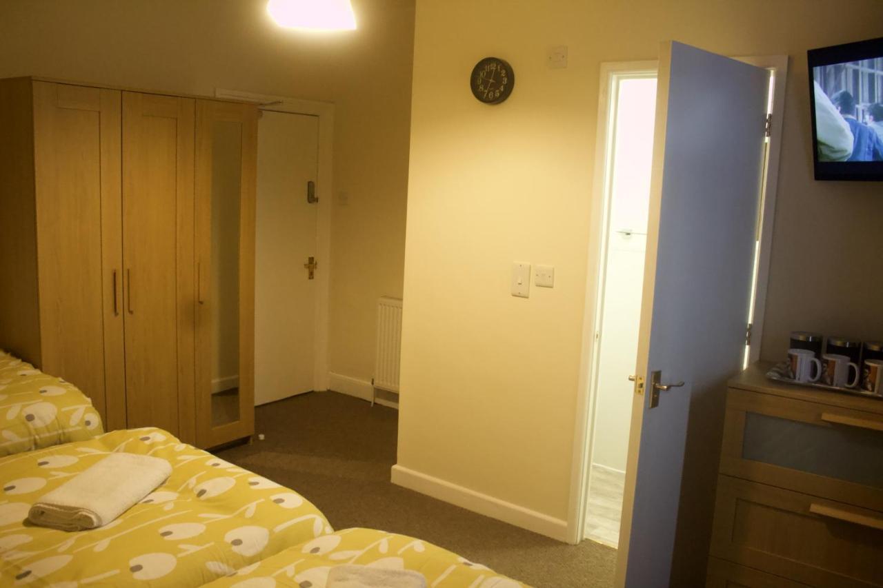 Elm Tree Guest House เวสตัน-ซูเปอร์-แมร์ ภายนอก รูปภาพ