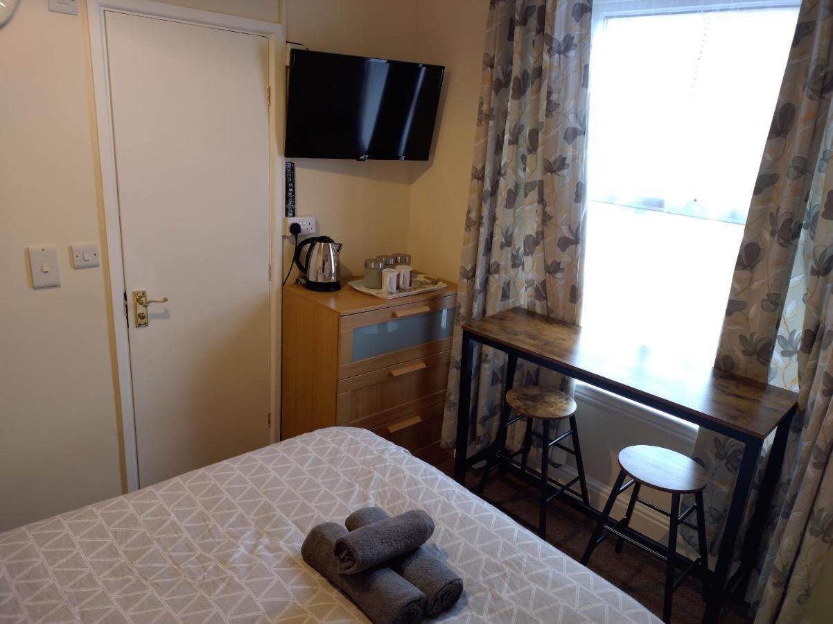 Elm Tree Guest House เวสตัน-ซูเปอร์-แมร์ ภายนอก รูปภาพ