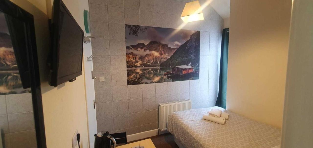 Elm Tree Guest House เวสตัน-ซูเปอร์-แมร์ ภายนอก รูปภาพ